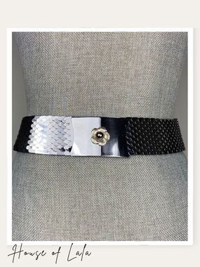 Vintage Retro 90s Rockstar Chic Classic Stretchy Two Tone Belt. Silver Gold